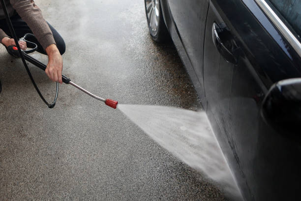 Best Deck Pressure Washing  in Spencerville, MD